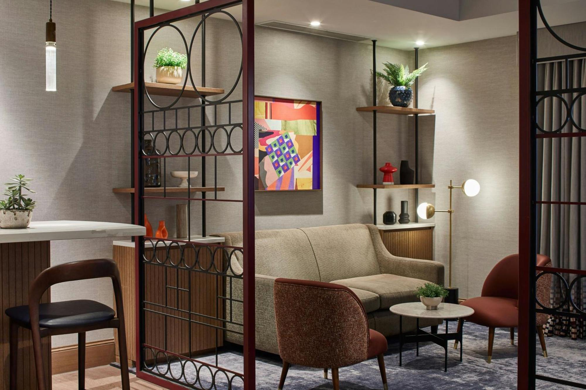 Hotel Marriott Holyrood 4*