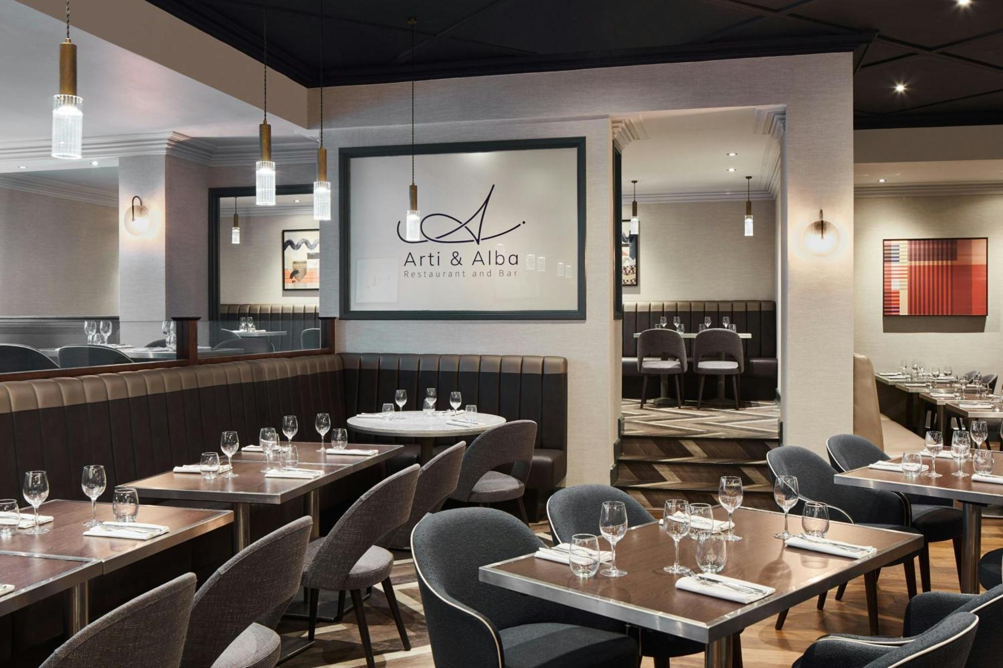 Marriott Holyrood 4* Edinburgh